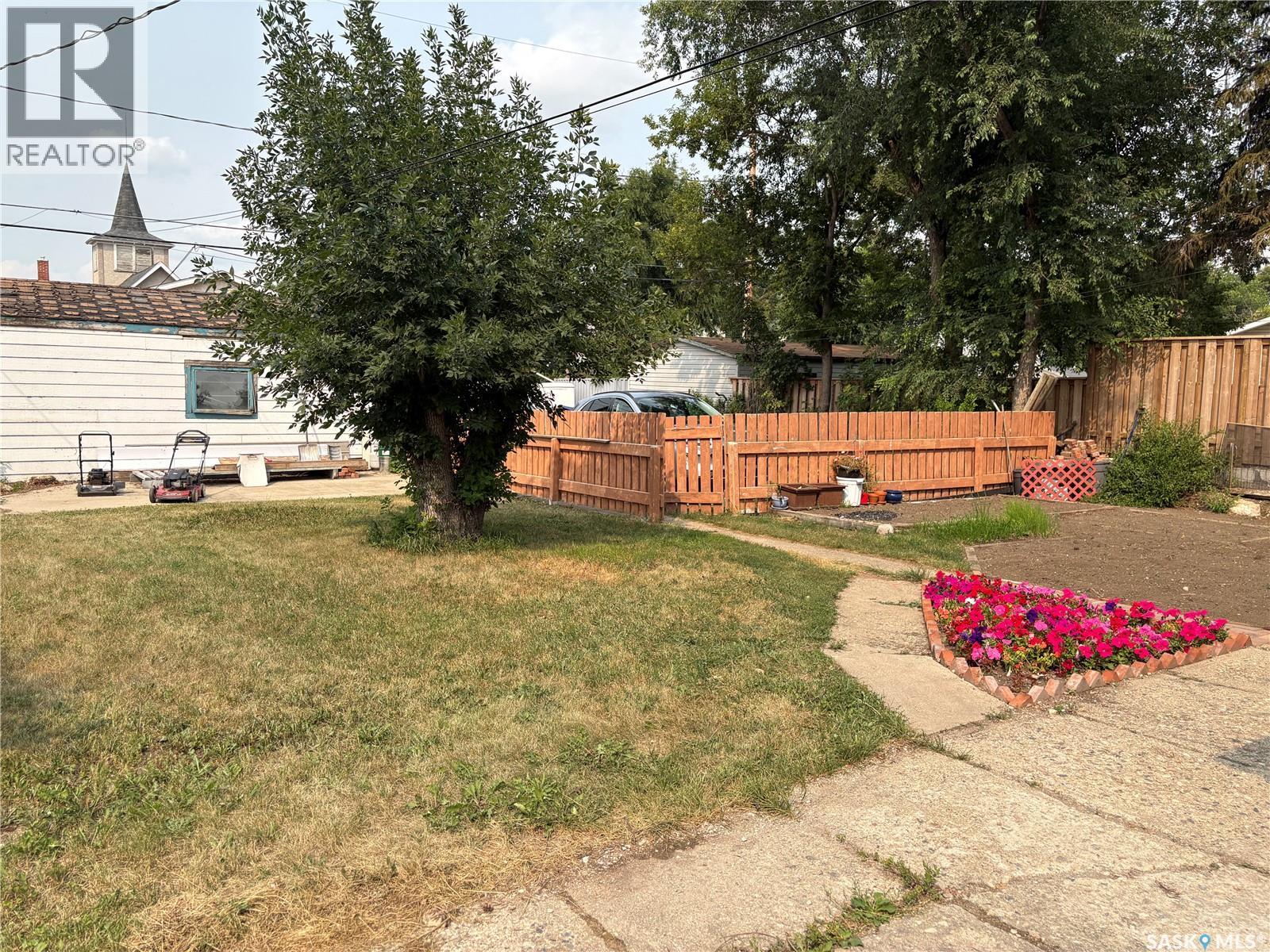 176 Coteau Street W, Moose Jaw, Saskatchewan  S6H 5C5 - Photo 22 - SK045415