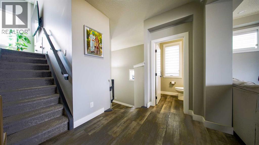 74 Carrington Crescent NW, Calgary, Alberta  T3P 1N6 - Photo 4 - A2319858