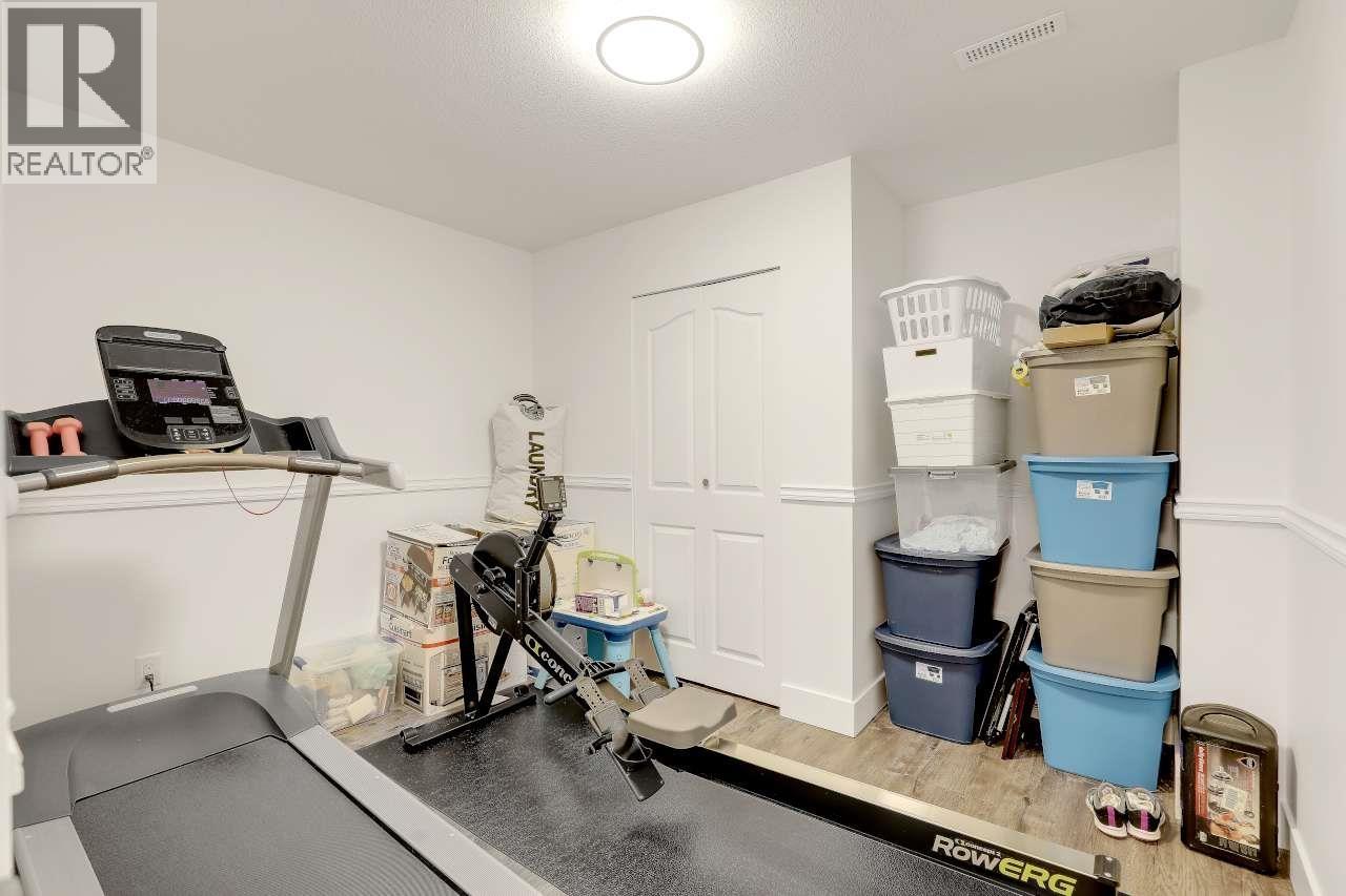 24388 101a Avenue, Maple Ridge, British Columbia  V2W 1W6 - Photo 35 - R3155228