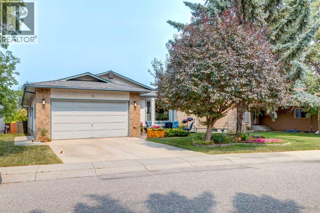 15 Sunrise Crescent SE, Calgary, Alberta  T2X 3A1 - Photo 2 - A2335947
