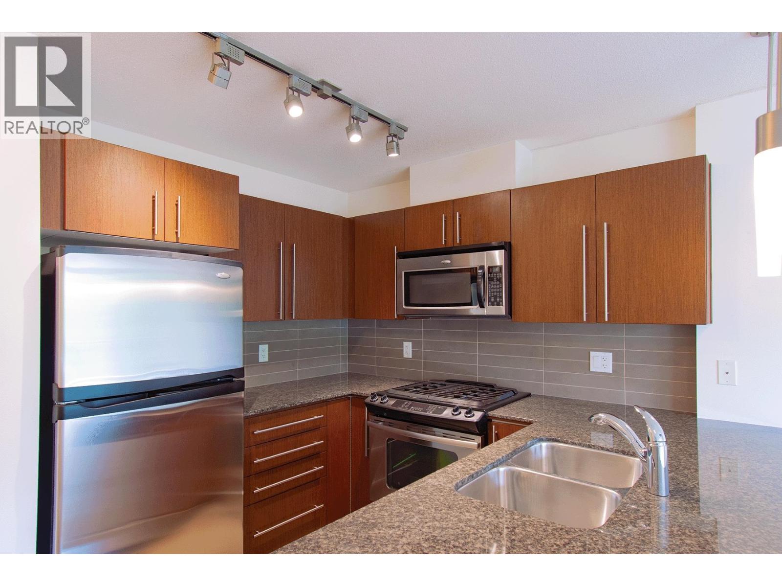 905 4888 Brentwood Drive, Burnaby, British Columbia  V5C 0C6 - Photo 4 - R3155336