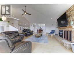 2296 Lillooet Crescent, Kelowna, British Columbia  V1V 1T1 - Photo 7 - 10397395