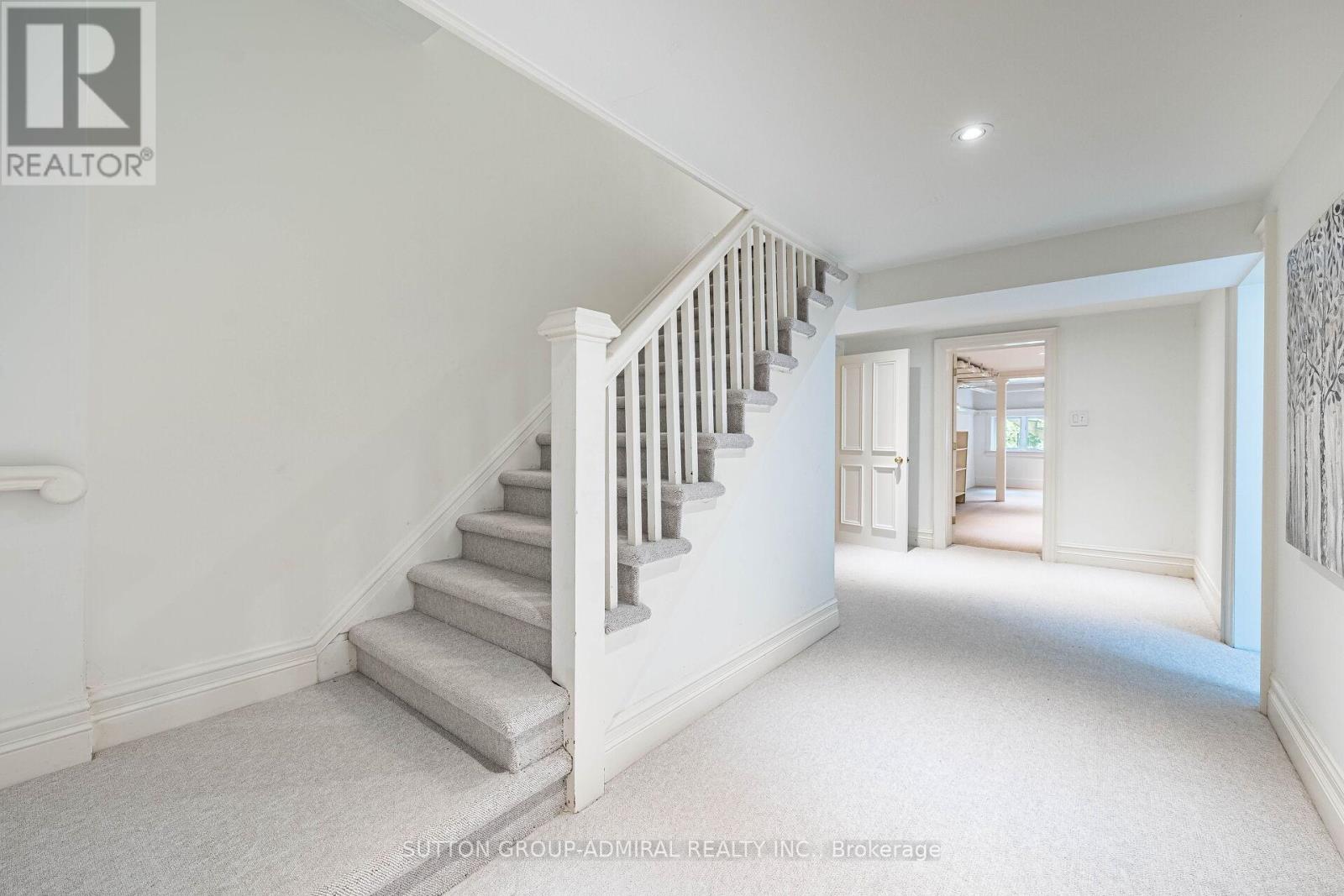 63 Highland Avenue, Toronto, Ontario  M4W 2A2 - Photo 40 - C13542212