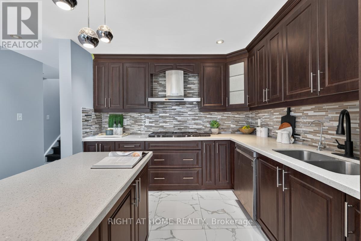 101 Wilmont Court, Brampton, Ontario  L6X 4Z7 - Photo 15 - W13500062