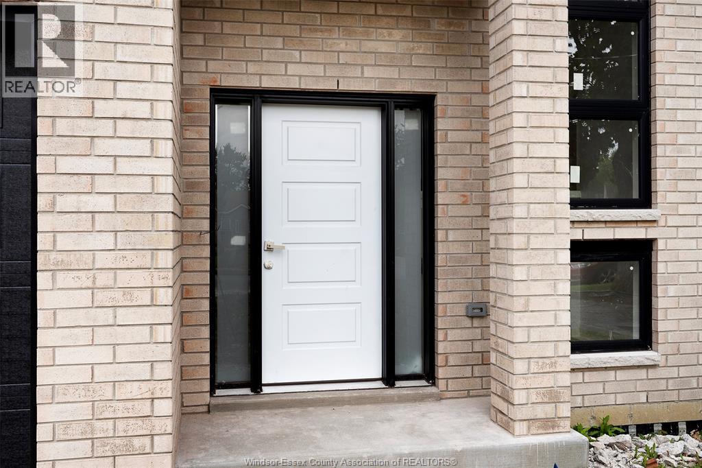 754 South Pacific Avenue, Windsor, Ontario  N8X 2X2 - Photo 5 - 26019568
