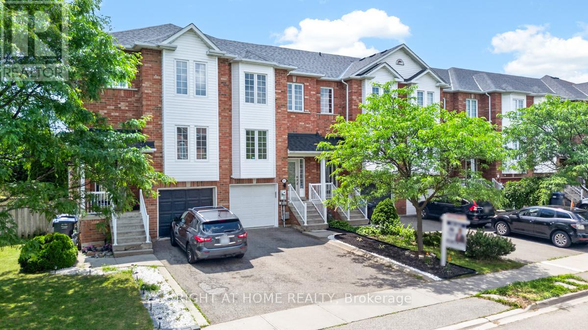 101 WILMONT COURT, Brampton, Ontario