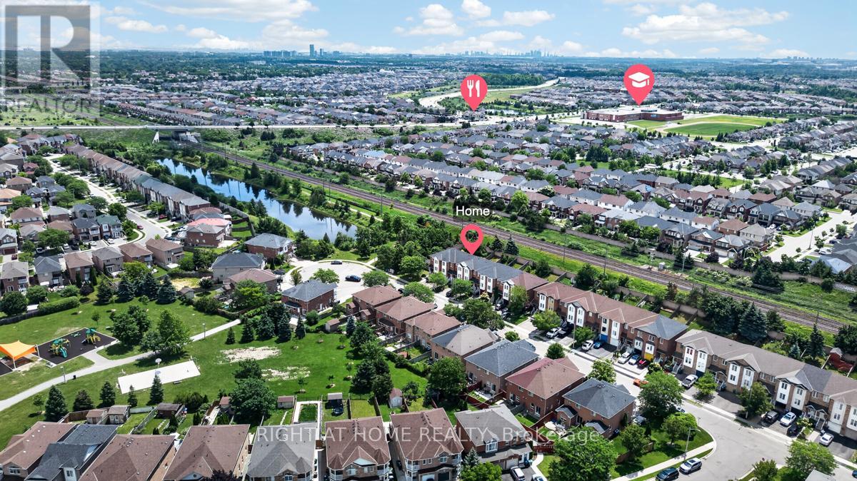 101 Wilmont Court, Brampton, Ontario  L6X 4Z7 - Photo 6 - W13500062