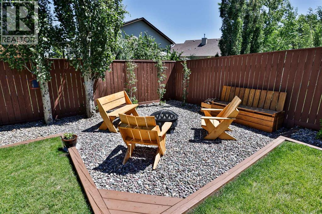 19 Canyoncrest Court W, Lethbridge, Alberta  T1K 7Y3 - Photo 39 - A2334982