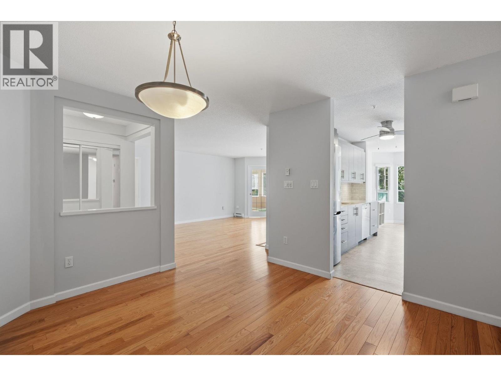 301 3680 Banff Court, North Vancouver, British Columbia  V7H 2Y7 - Photo 11 - R3155230