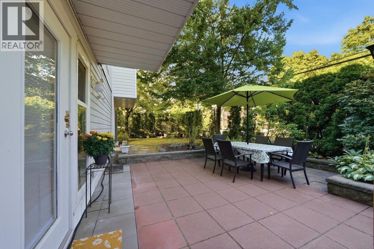 101 2983 Cambridge Street, Port Coquitlam, British Columbia  V3B 7N7 - Photo 3 - R3155280