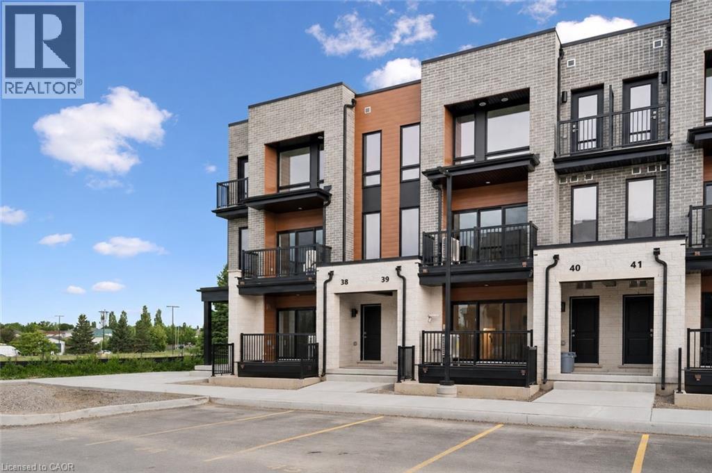 525 Erinbrook Drive Unit# B039, Kitchener, Ontario  N2E 0L4 - Photo 3 - 40763835