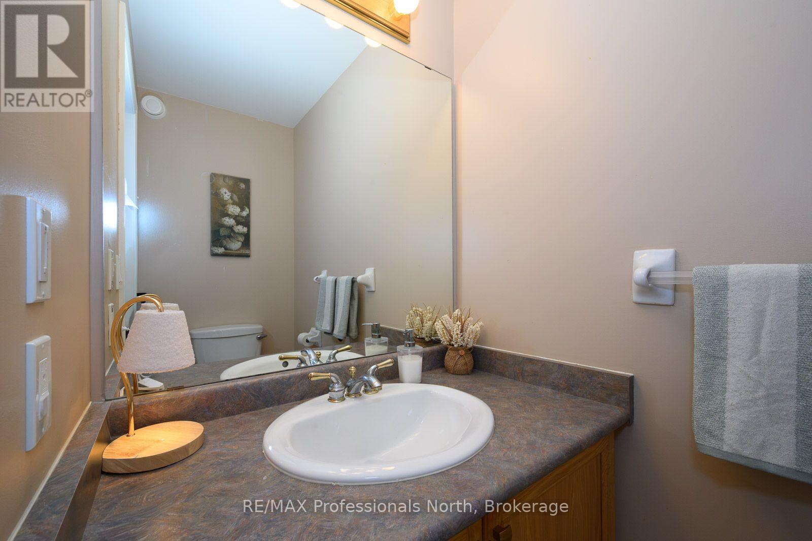 18 Heritage Crescent, Huntsville, Ontario  P1H 1S9 - Photo 13 - X13660306