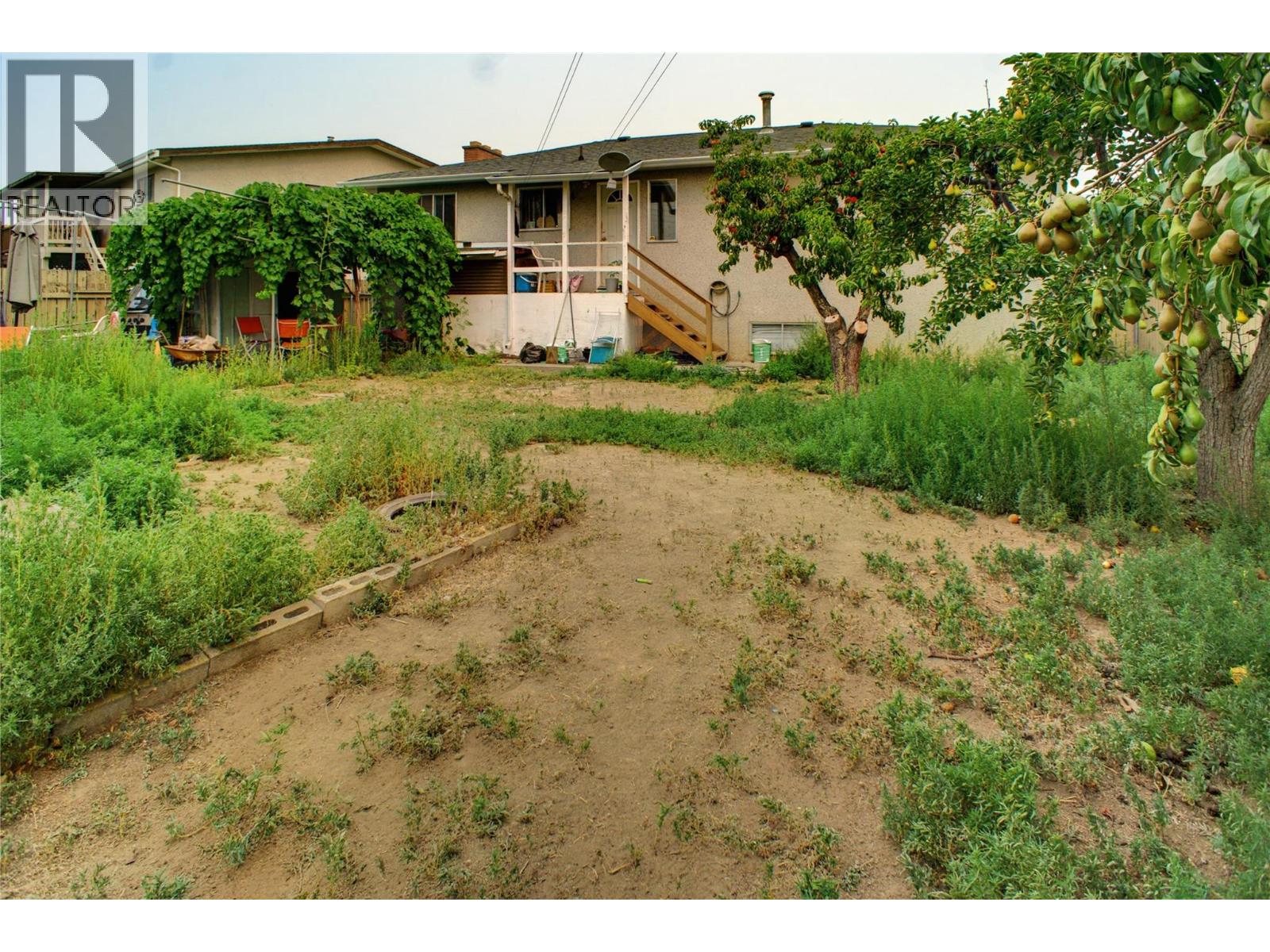 262 Holly Avenue, Kamloops, British Columbia  V2B 1M3 - Photo 15 - 10397468