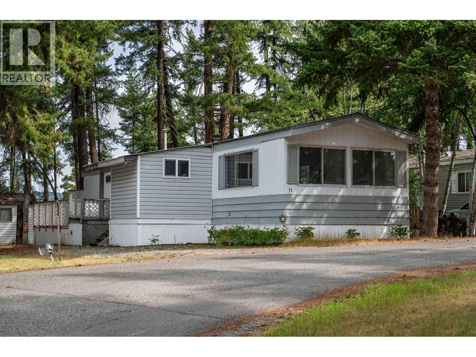 11 1322 Dog Creek Road, Williams Lake, British Columbia  V2G 3G9 - Photo 1 - R3155243
