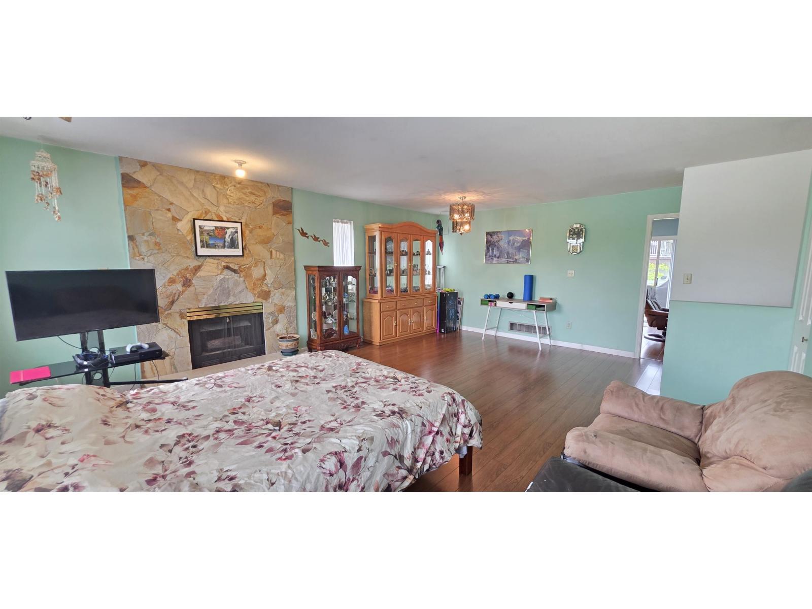 14919 Spenser Drive, Surrey, British Columbia  V3M 7K7 - Photo 5 - R3155279