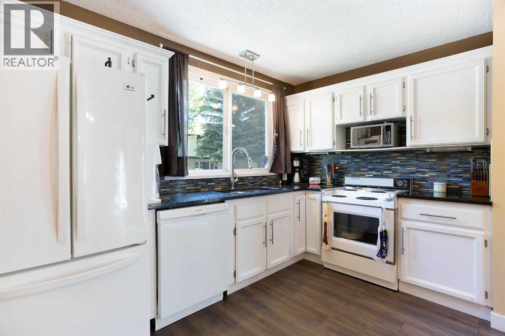 81, 630 Sabrina Road SW, Calgary, Alberta  T2W 2N7 - Photo 4 - A2319716