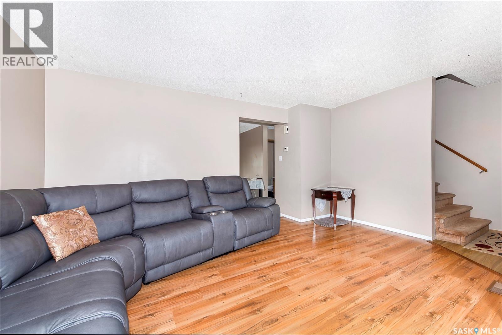 446 Berini Drive, Saskatoon, Saskatchewan  S7N 3N5 - Photo 10 - SK045361