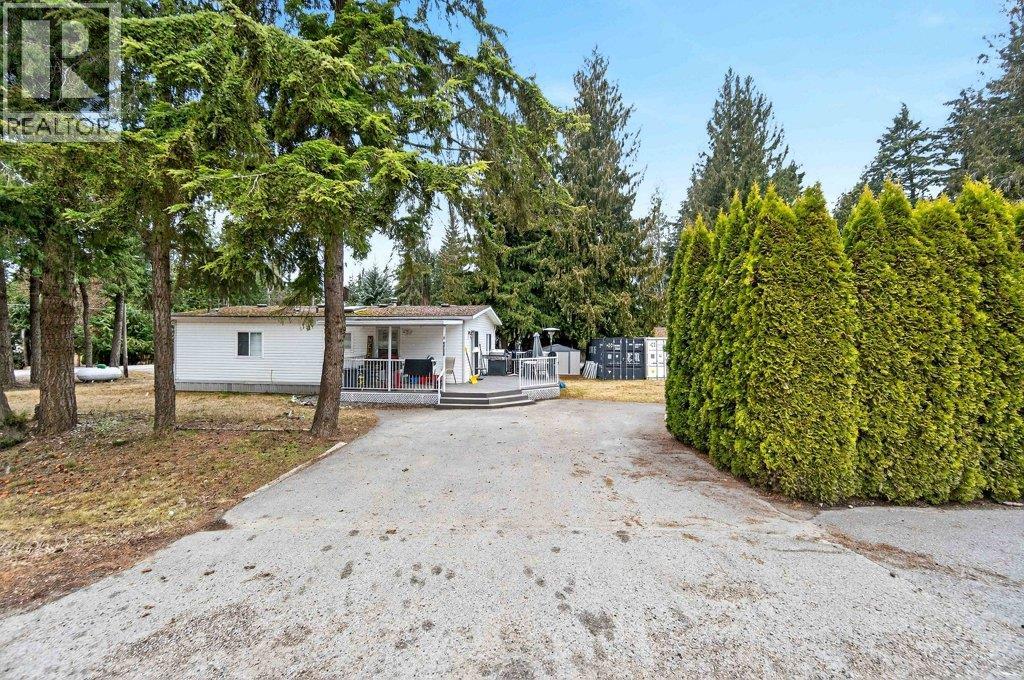 1 Wolfe Street, Sicamous, British Columbia  V0E 2V1 - Photo 57 - 10393321