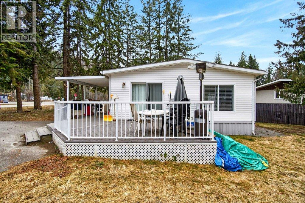 1 Wolfe Street, Sicamous, British Columbia  V0E 2V1 - Photo 44 - 10393321