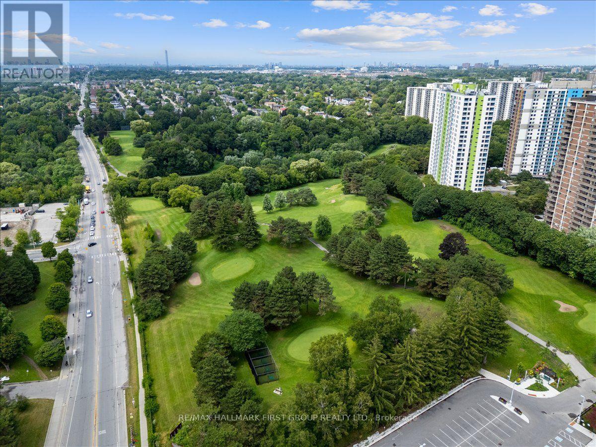 53f Dentonia Park Avenue, Toronto, Ontario  M4C 0A4 - Photo 37 - E13592584