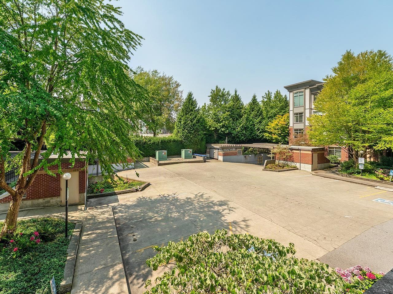 215 10455 University Drive, Surrey, British Columbia  V3T 0A5 - Photo 10 - R3155240