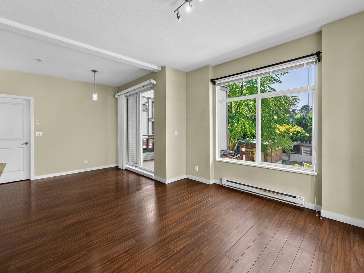 215 10455 University Drive, Surrey, British Columbia  V3T 0A5 - Photo 4 - R3155240