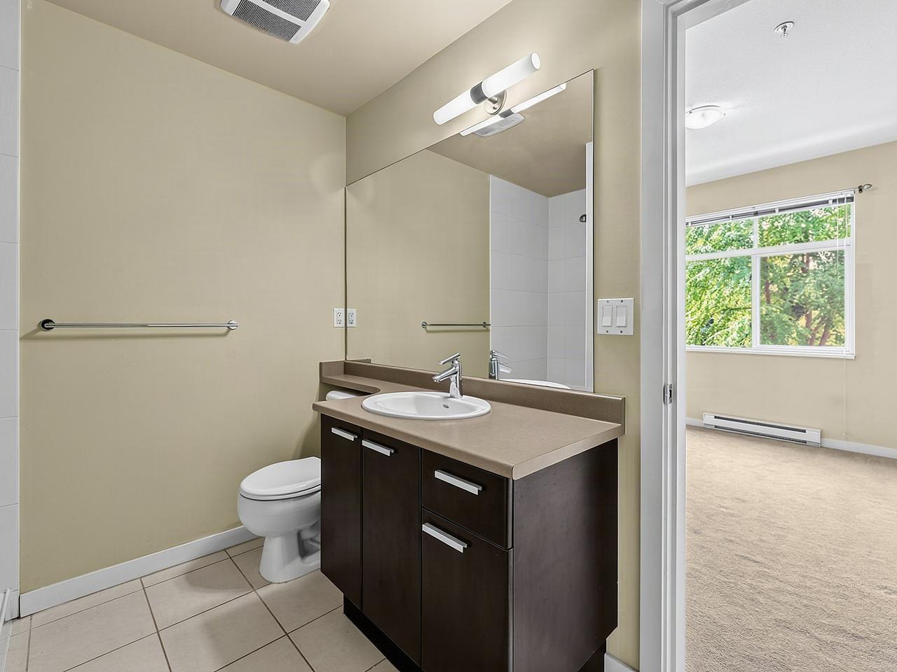215 10455 University Drive, Surrey, British Columbia  V3T 0A5 - Photo 16 - R3155240