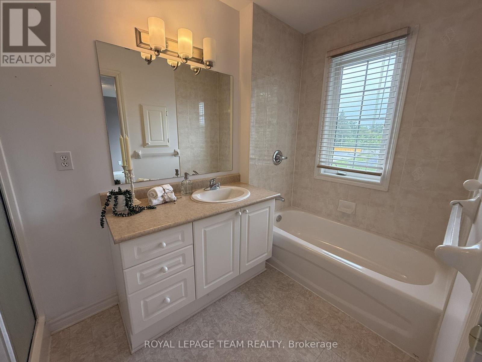 5535 Doctor Leach Drive, Ottawa, Ontario  K4M 1L6 - Photo 13 - X13669110