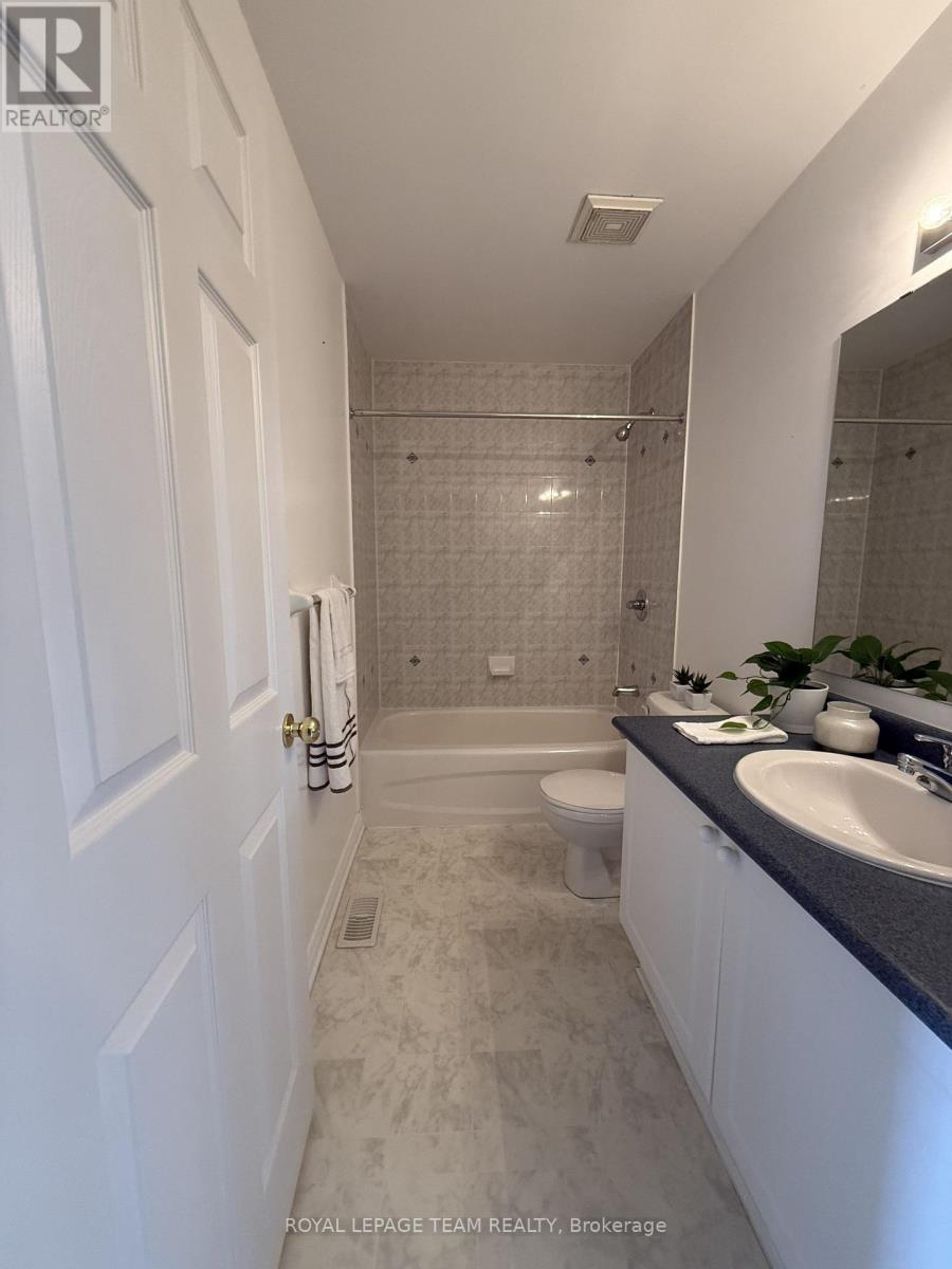 5535 Doctor Leach Drive, Ottawa, Ontario  K4M 1L6 - Photo 16 - X13669110