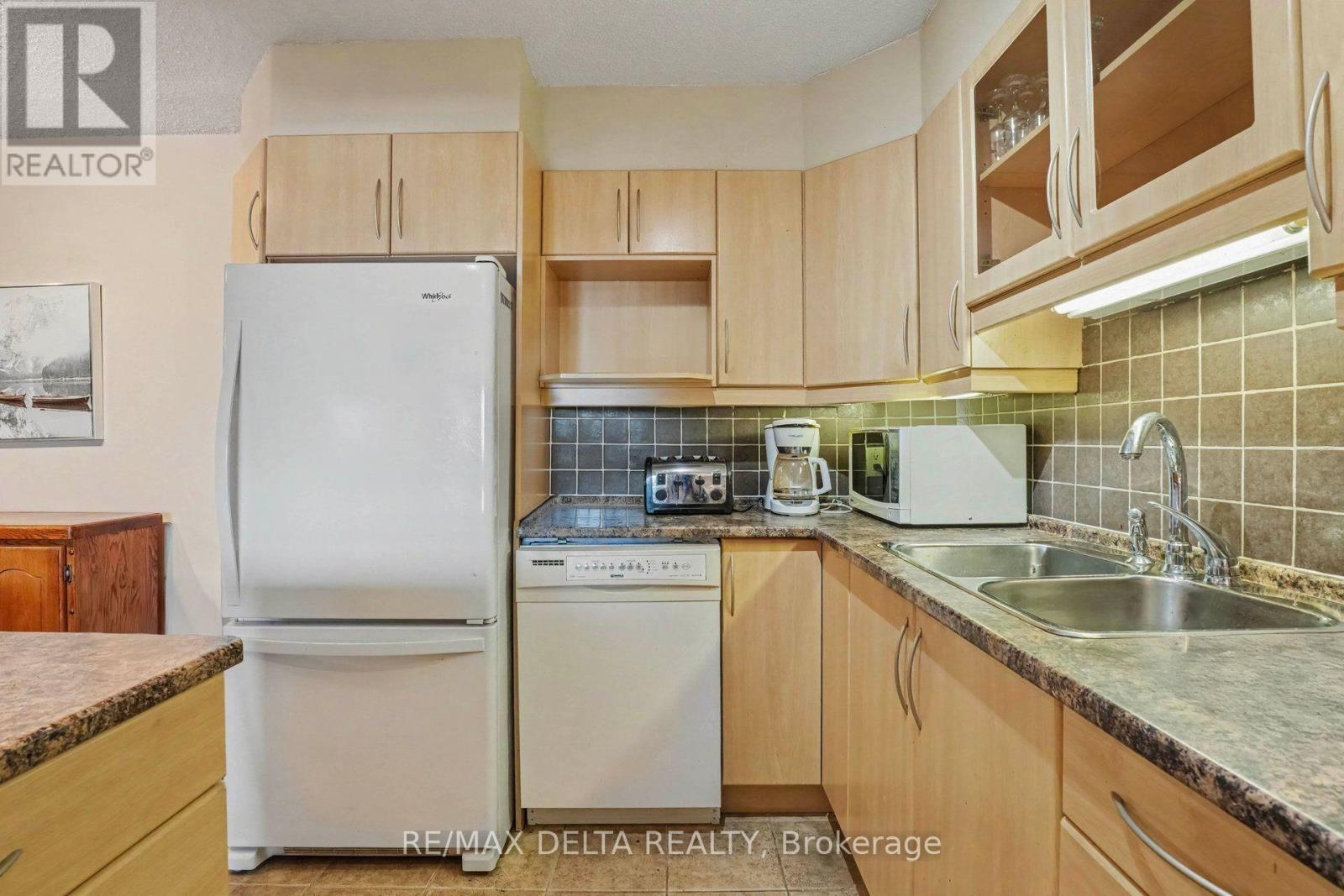 1610 - 158a Mcarthur Avenue, Ottawa, Ontario  K1L 8C9 - Photo 11 - X13669118