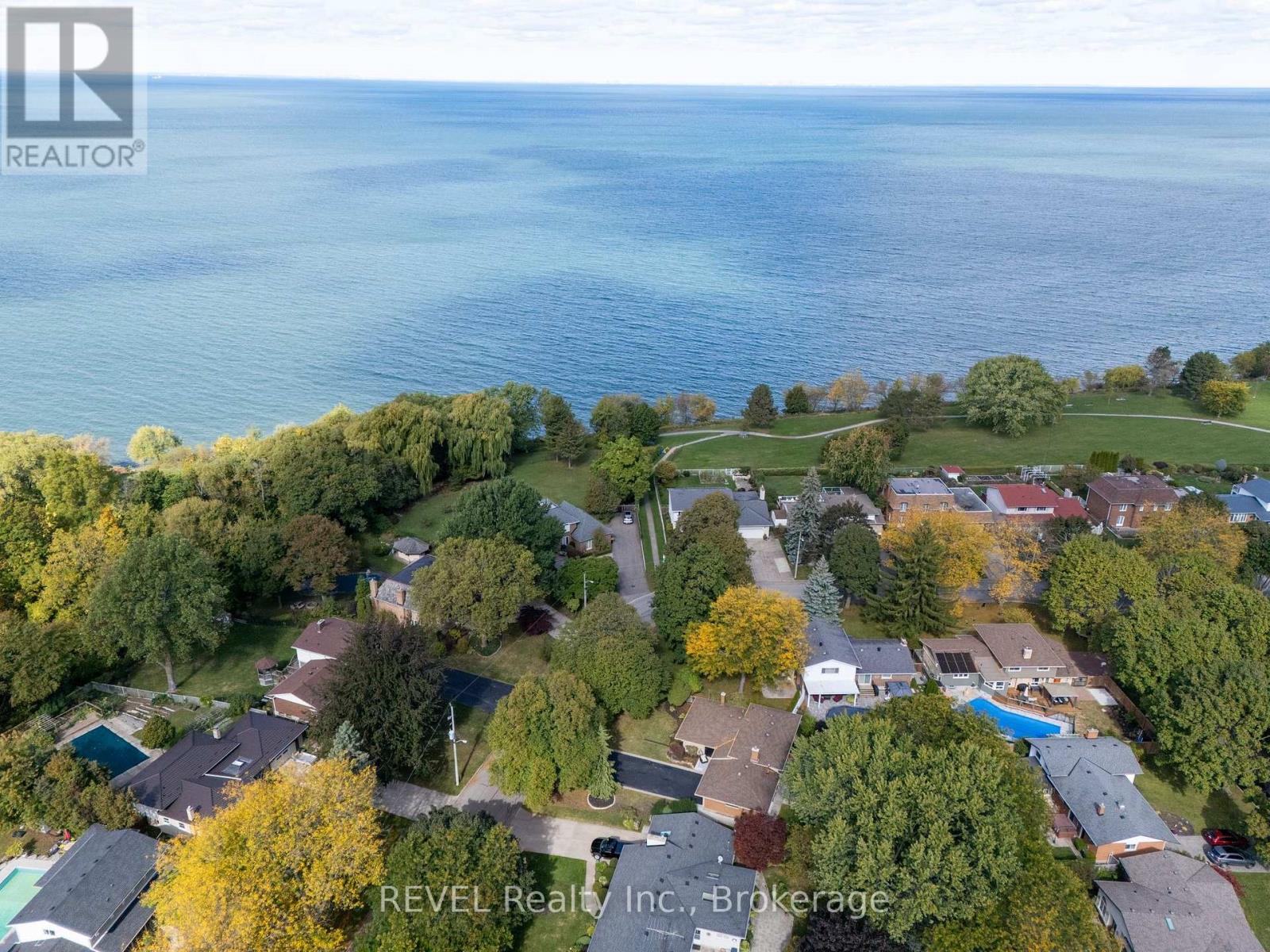 34 Royal York Road, St. Catharines (Lakeshore), Ontario  L2N 2N6 - Photo 2 - X13669122