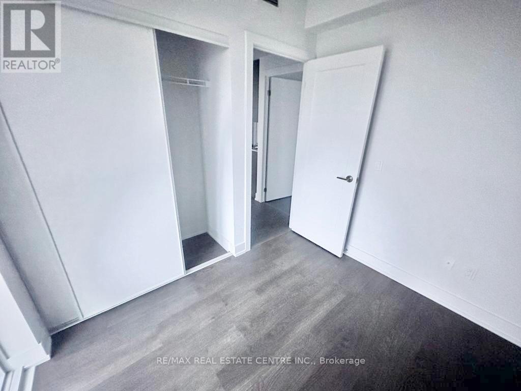 1516 - 2550 Simcoe Street N, Oshawa, Ontario  L1L 0R5 - Photo 5 - E13669134