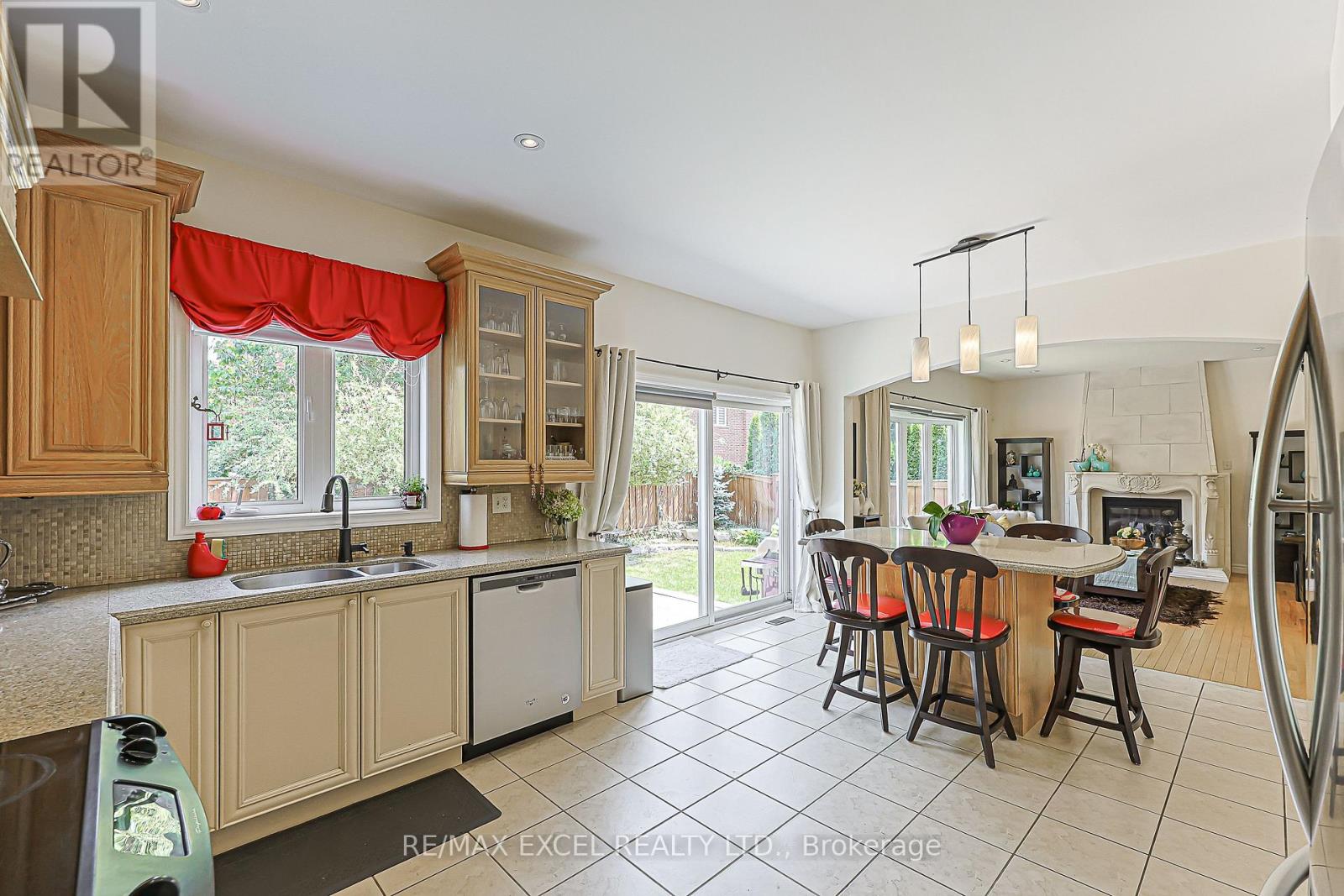 173 Selwyn Road, Richmond Hill, Ontario  L4E 5E6 - Photo 12 - N13669130