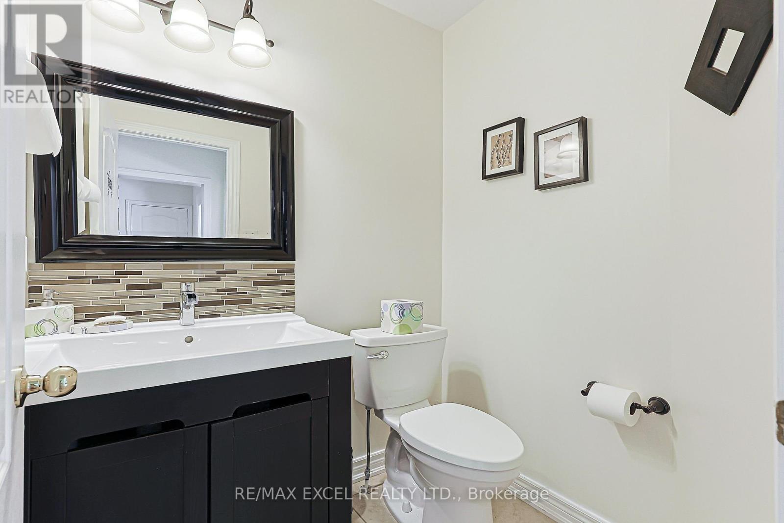 173 Selwyn Road, Richmond Hill, Ontario  L4E 5E6 - Photo 13 - N13669130