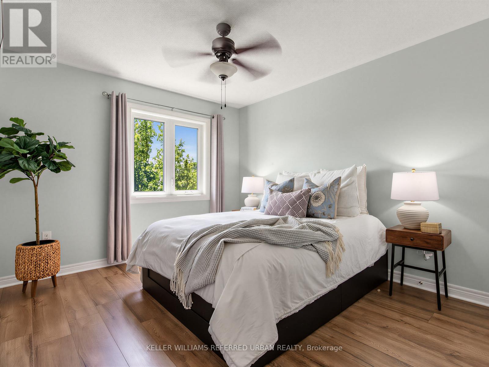 5 Caserta Street, Georgina, Ontario  L4P 0E6 - Photo 11 - N13669132