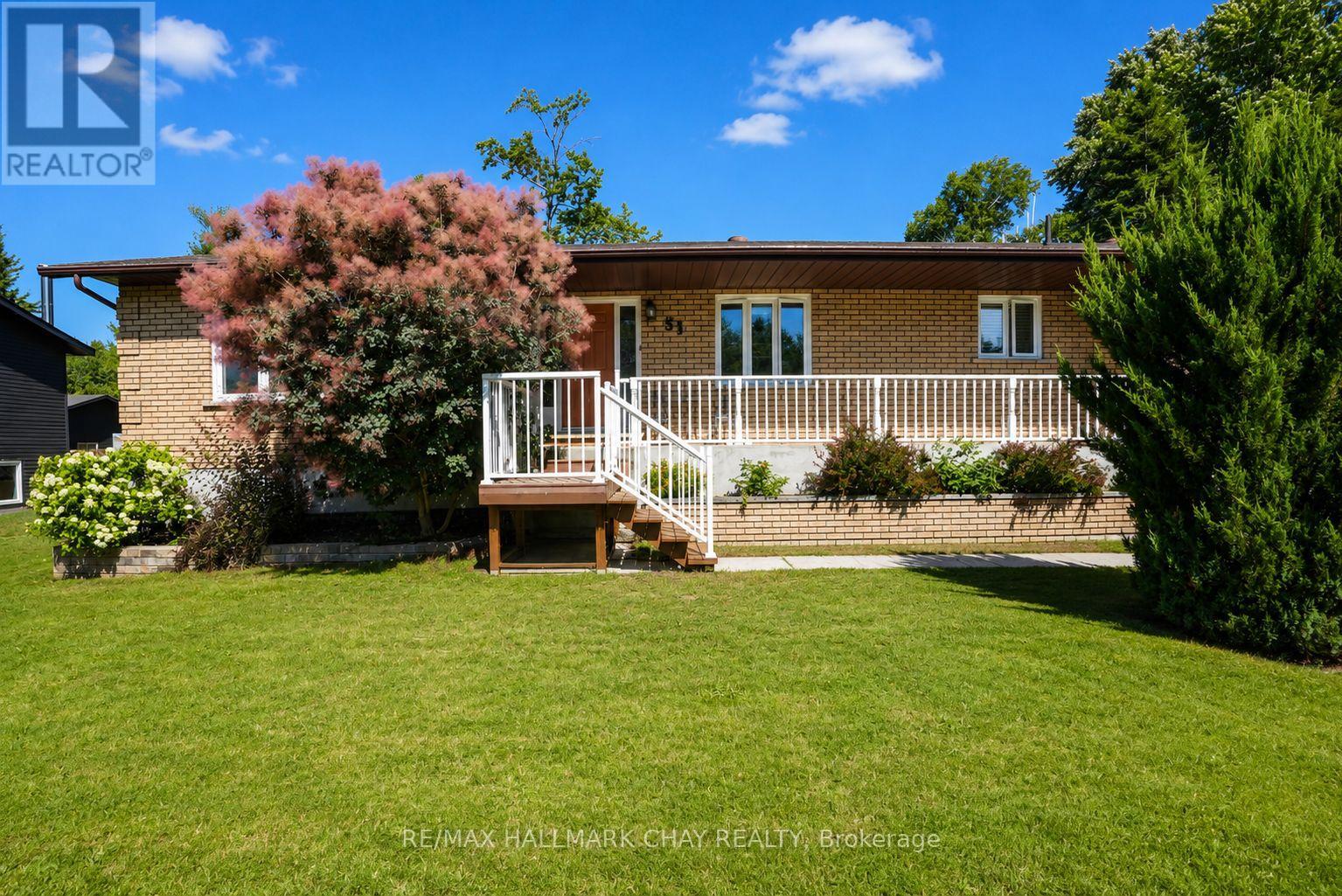 51 Indianola Crescent, Wasaga Beach, Ontario  L9Z 2W4 - Photo 3 - S13669100
