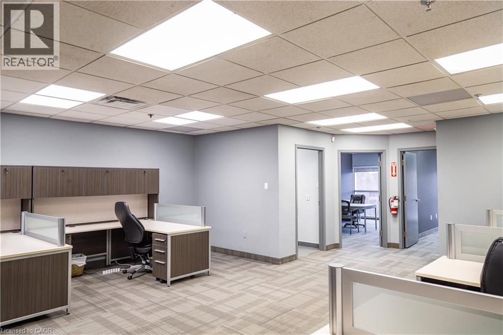 5100 South Service Road, Burlington, Ontario  L7L 6A5 - Photo 21 - 40855485