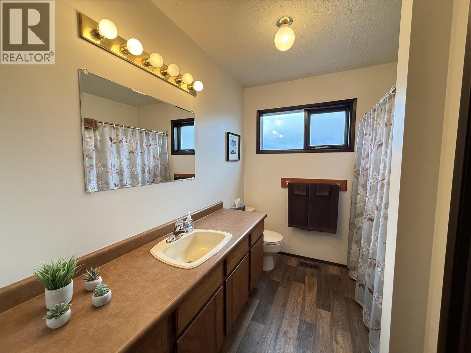 2644 Selkirk Road, Williams Lake, British Columbia  V2G 4W9 - Photo 12 - R3155316