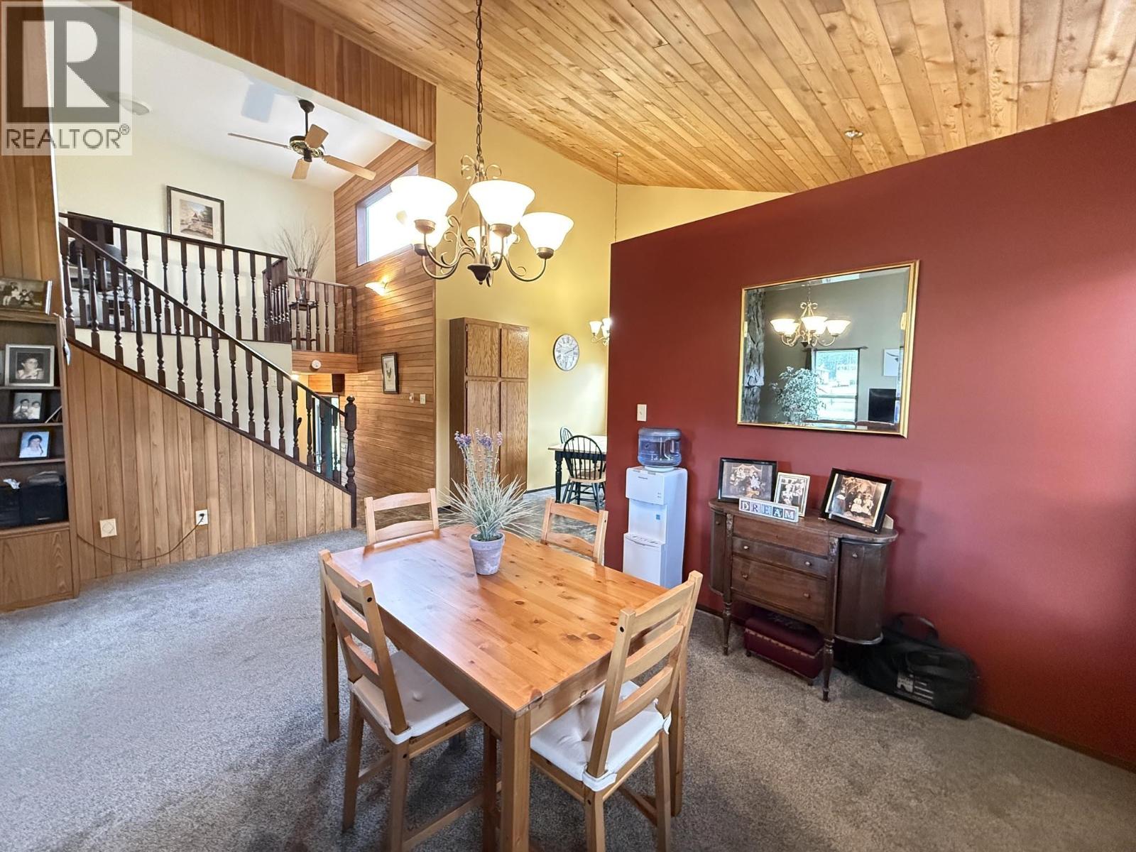 2644 Selkirk Road, Williams Lake, British Columbia  V2G 4W9 - Photo 7 - R3155316
