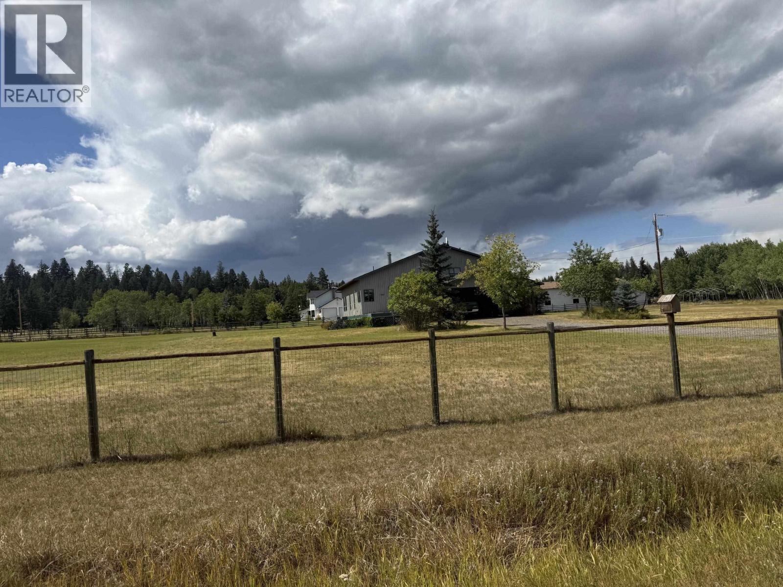 2644 Selkirk Road, Williams Lake, British Columbia  V2G 4W9 - Photo 25 - R3155316