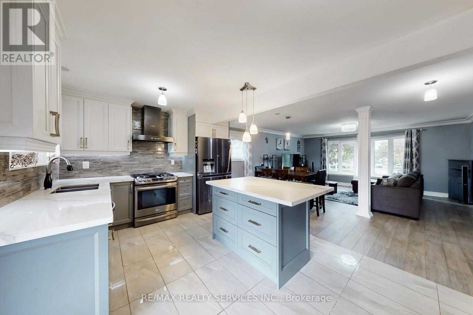 53 Geneva Crescent, Brampton, Ontario  L6S 1K7 - Photo 18 - W13018422