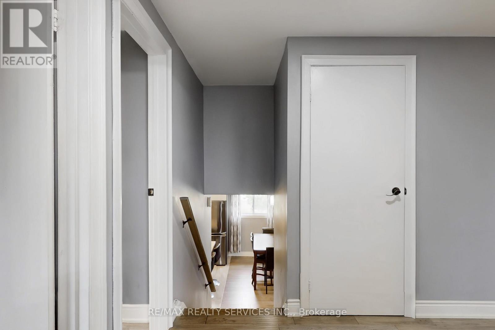53 Geneva Crescent, Brampton, Ontario  L6S 1K7 - Photo 21 - W13018422