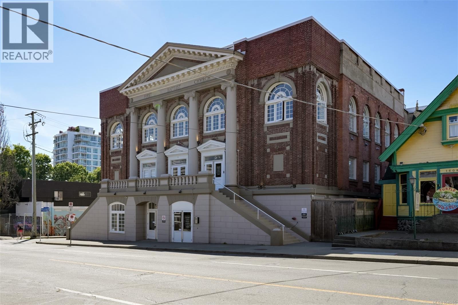 203 1602 Quadra St, Victoria, British Columbia