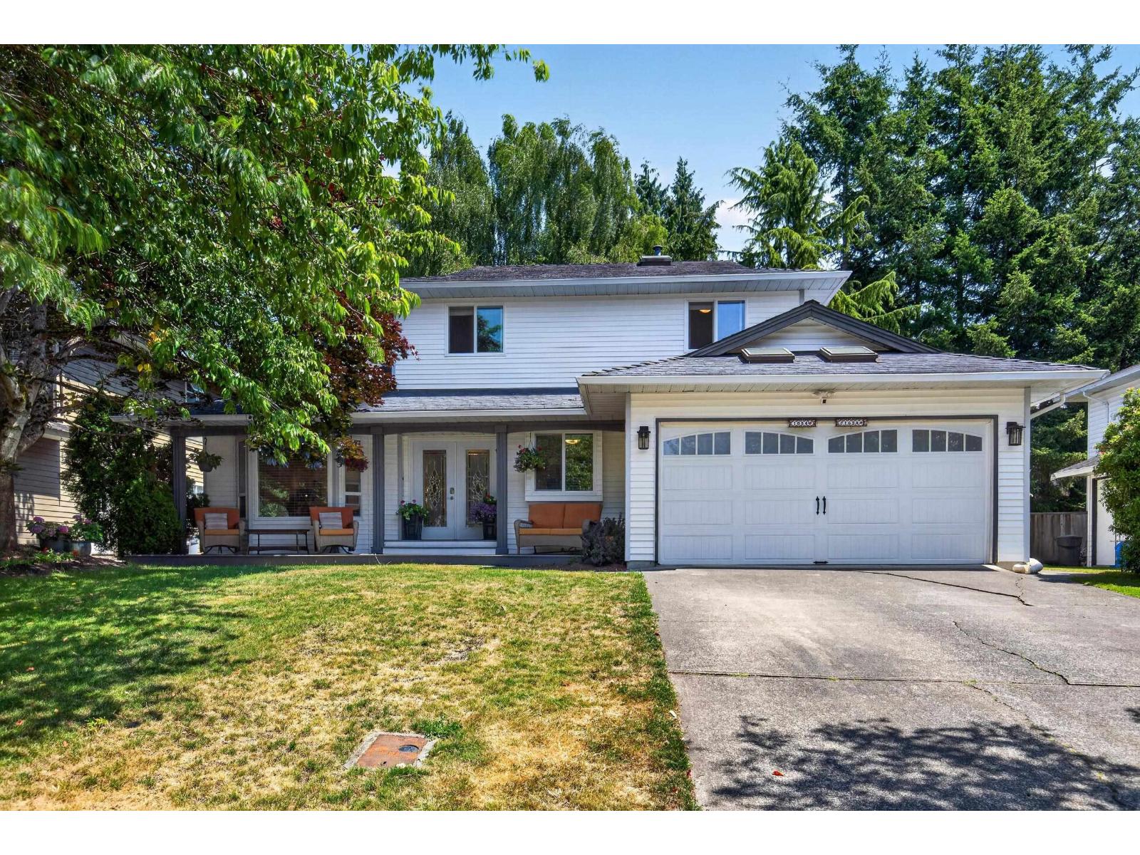 1054 163a Street, Surrey, British Columbia  V4A 8B8 - Photo 1 - R3146694