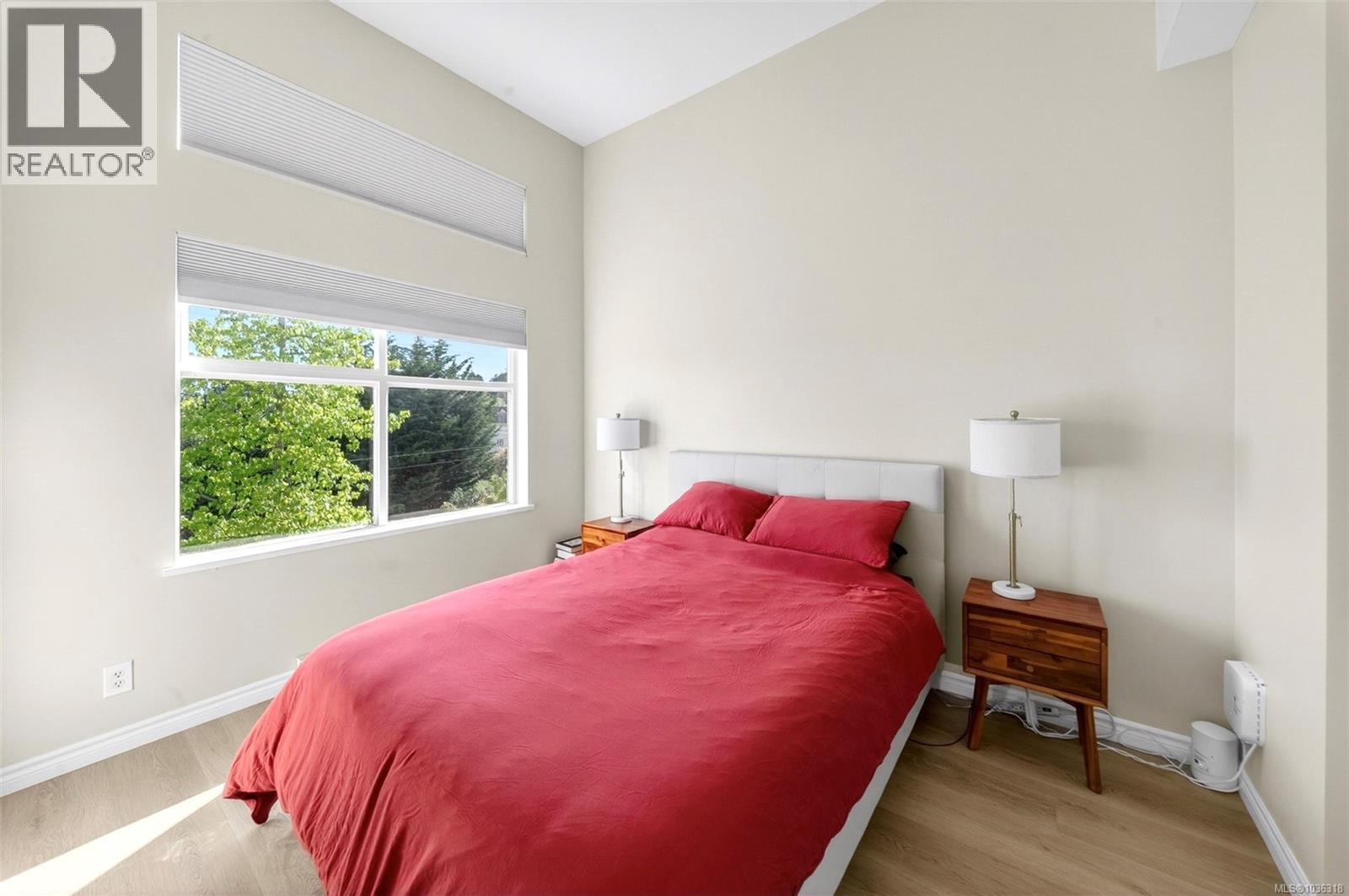 403 1550 Church Ave, Saanich, British Columbia  V8P 2H1 - Photo 11 - 1036318