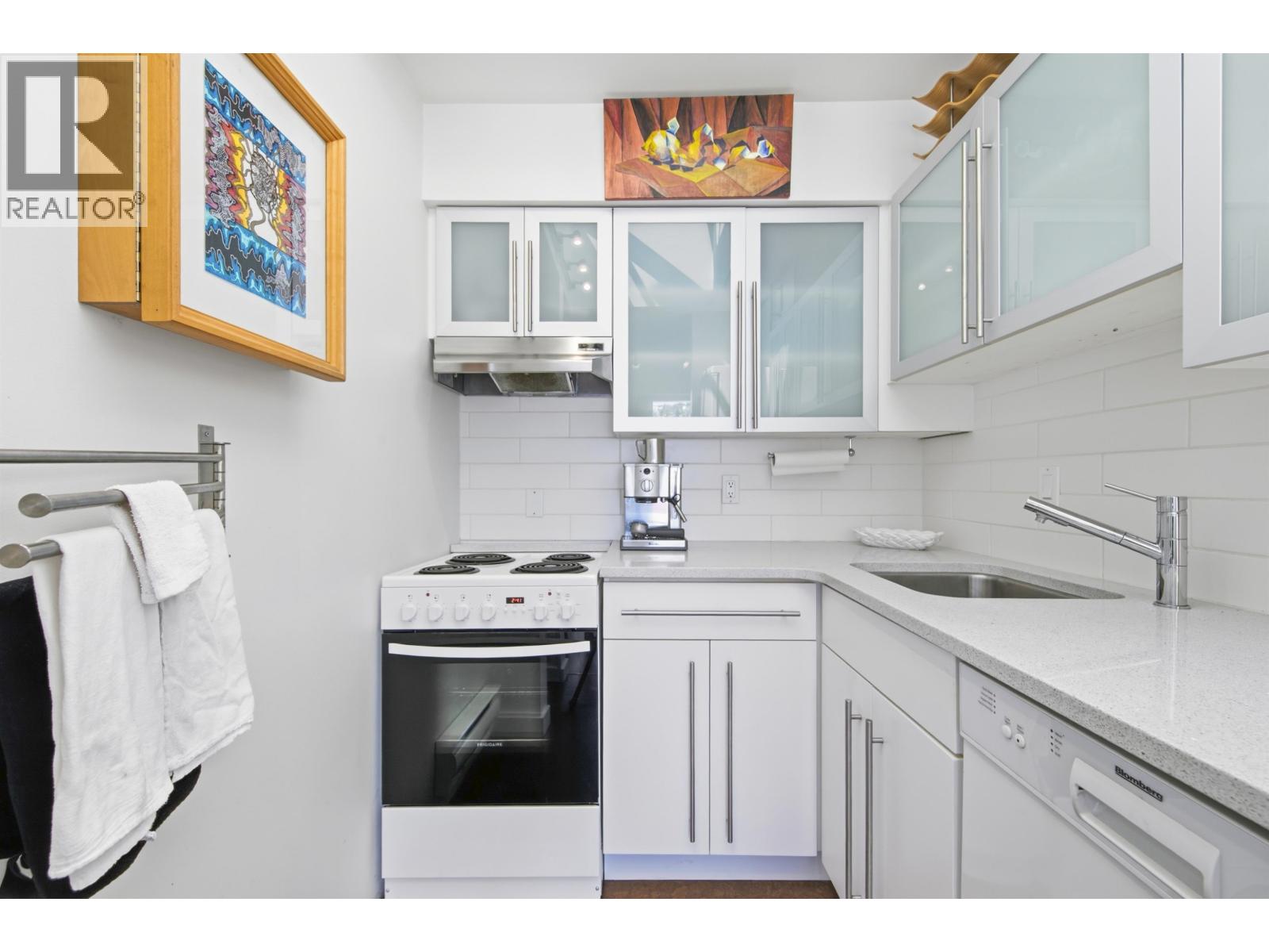 301 3673 W 11th Avenue, Vancouver, British Columbia  V6R 2K4 - Photo 7 - R3146580