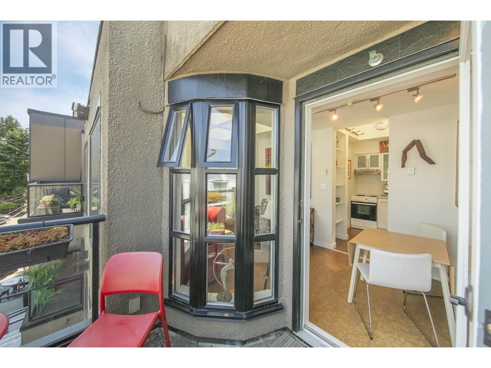301 3673 W 11th Avenue, Vancouver, British Columbia  V6R 2K4 - Photo 12 - R3146580