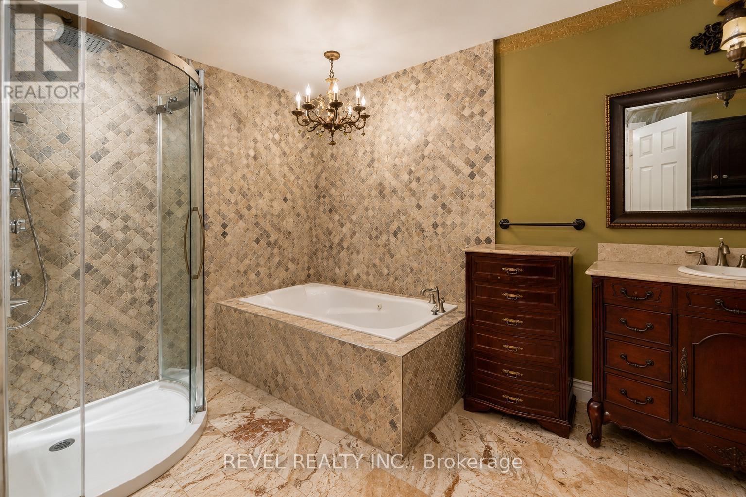 218 Macaulay Street E, Hamilton, Ontario  L8L 3X8 - Photo 24 - X13669116