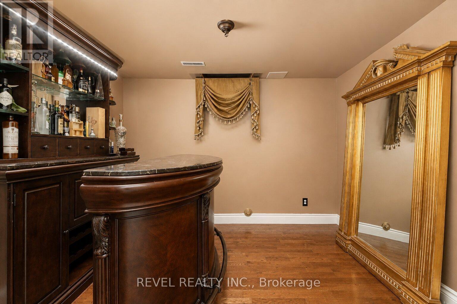 218 Macaulay Street E, Hamilton, Ontario  L8L 3X8 - Photo 28 - X13669116