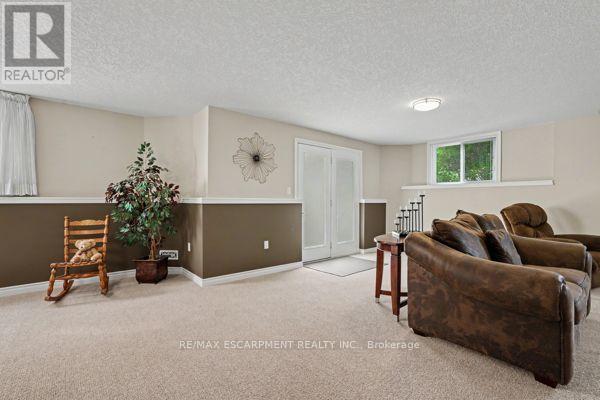 8 Upton Court, North Dumfries, Ontario  N0B 1E0 - Photo 32 - X13669126